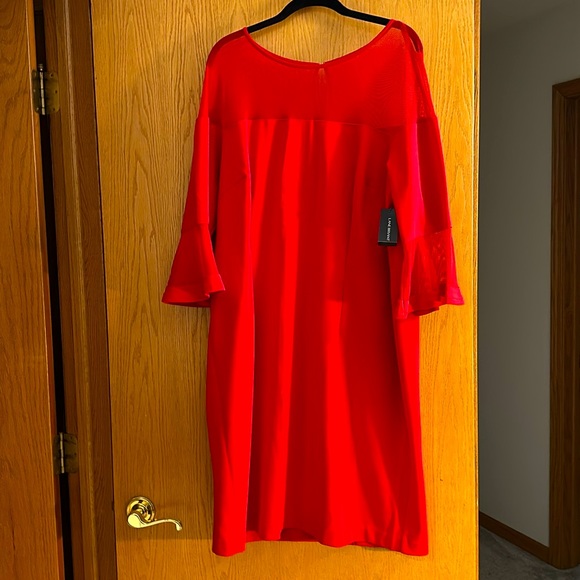 Plus size Red mesh flare sleeve party dress NWT -16 - Picture 1 of 5